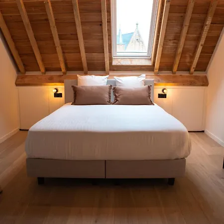 Maison Parenthese